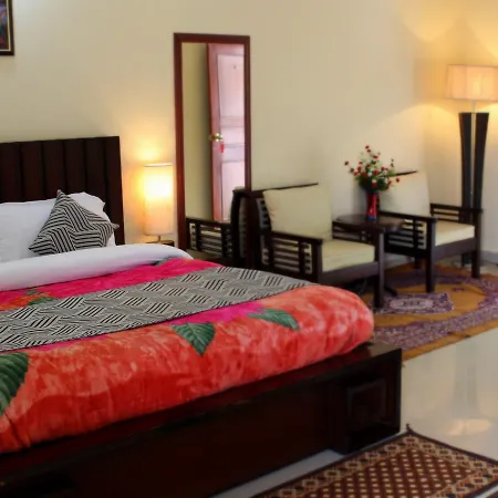 Hotel Deodar Villa-2