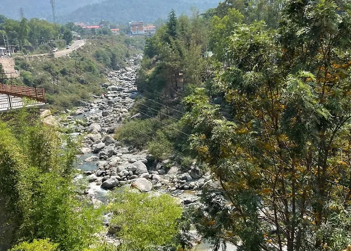 Riverside Villa DharamsalaVilla